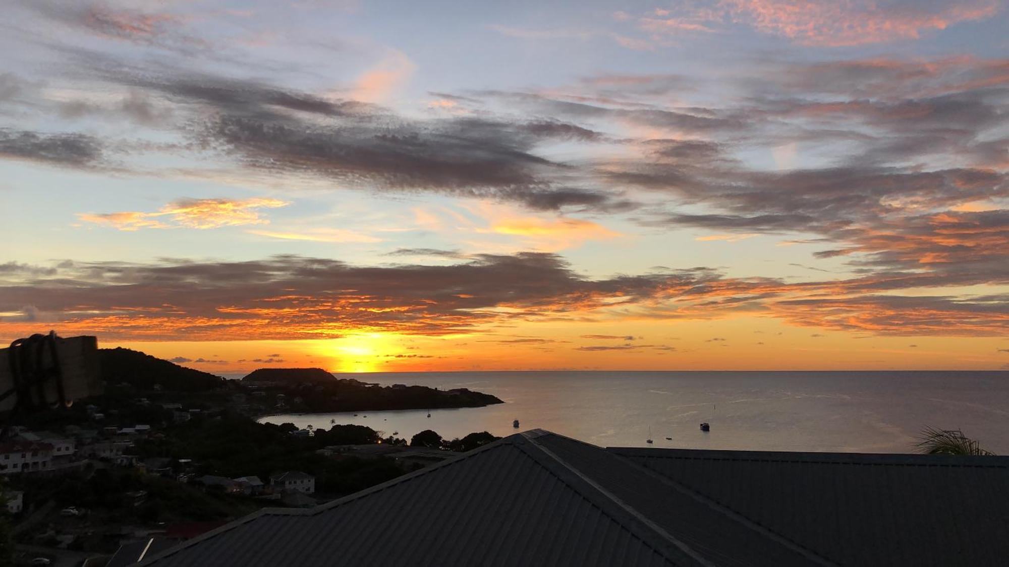 Atlantic Breeze Apartments, Canouan Island Charlestown Luaran gambar